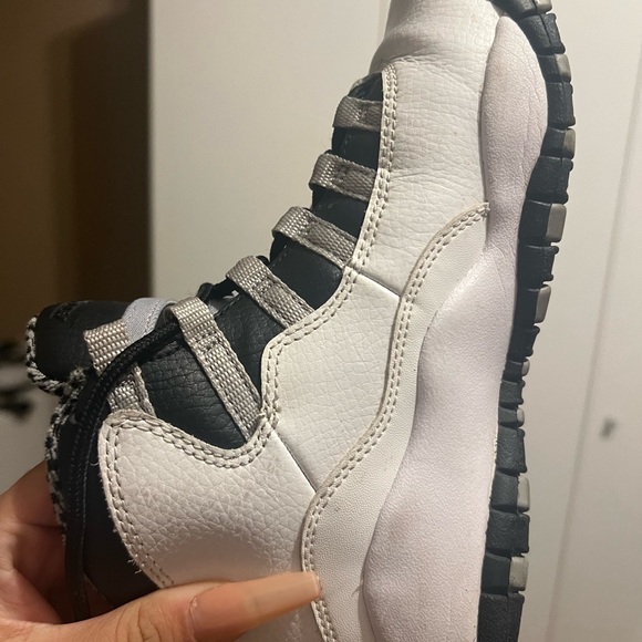 Retro Jordan 10 size 3.5 Y used - Picture 4 of 4
